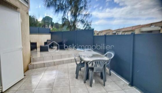 A louer STUDIO  26 M2 TERRASSE BORD DE MER PIETROSELLA