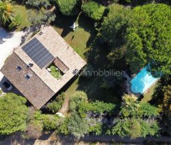 A louer MAISON  6 PIECES 242 M2 BORD DE MER SAINT CYR SUR MER