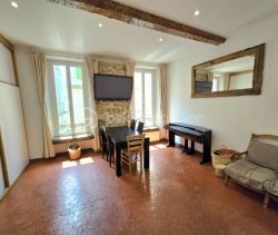 A louer APPARTEMENT T3 55 M2 BORD DE MER ANTIBES