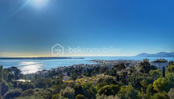 A louer APPARTEMENT T4 126 M2 TERRASSE VUE MER CANNES
