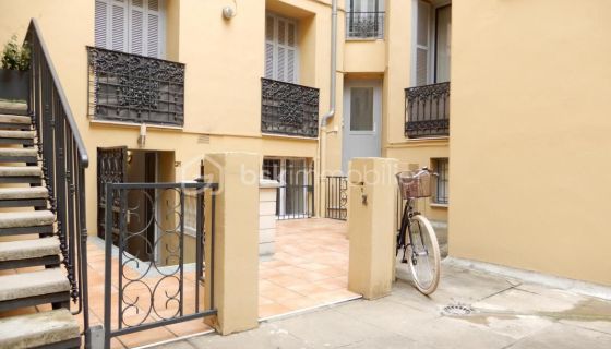 A louer APPARTEMENT T3 65 M2 BORD DE MER NICE