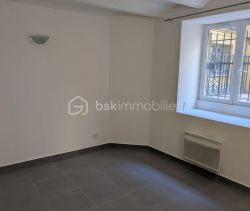 A louer APPARTEMENT T3 65 M2 BORD DE MER NICE