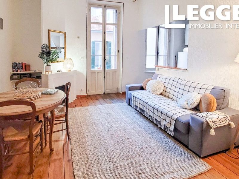 A louer APPARTEMENT T3 46 M2 BORD DE MER CANNES