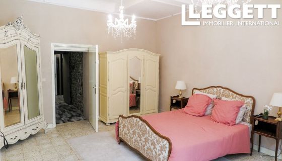 A louer APPARTEMENT T3 80 M2  CARCASSONNE