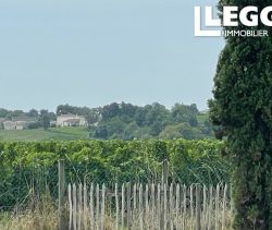 A louer LONGèRE  5 PIECES 192 M2  SAINT EMILION