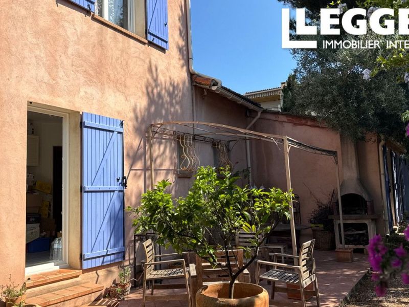 A louer MAISON  6 PIECES 110 M2 BORD DE MER SIX FOURS LES PLAGES