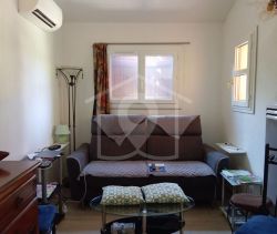 A louer MAISON  4 PIECES 70 M2  TOURRETTES