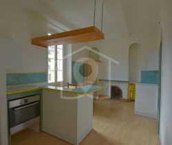 A louer APPARTEMENT T2 60 M2  GRASSE