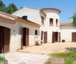 A louer MAISON  7 PIECES 185 M2 BORD DE MER MEZE