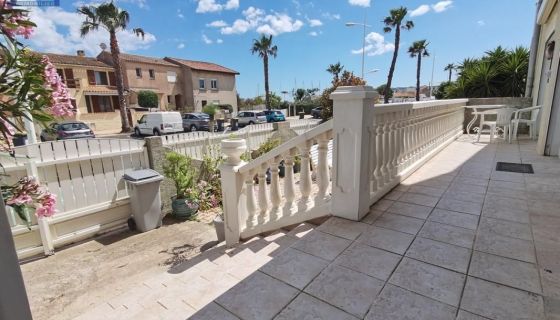 A louer APPARTEMENT T3 61 M2 TERRASSE BORD DE MER VALRAS PLAGE