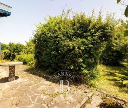 A vendre MAISON 6 PIECES A RENOVER AVEC BEL EXTERIEUR ET GARAGE  BIARRITZ