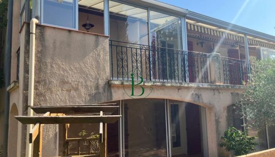 A vendre MAISON  6 PIECES 242 M2  SAINT MAXIMIN LA STE BAUME