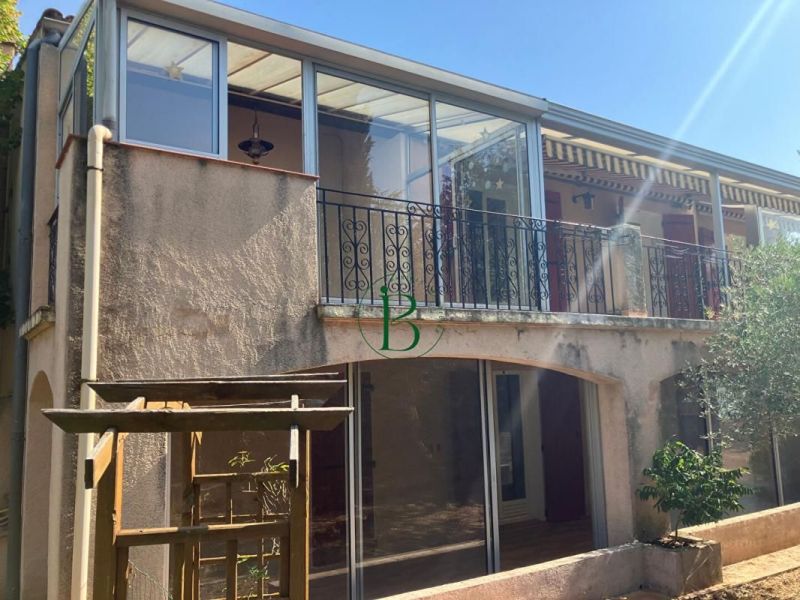 A vendre MAISON  6 PIECES 242 M2  SAINT MAXIMIN LA STE BAUME