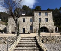 A vendre TERRAIN 94 759 M2  TOURRETTES