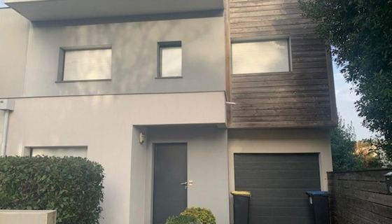 A louer MAISON  D'ARCHITECTE BORD DE MER LA ROCHELLE