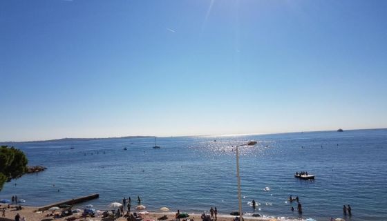 A louer APPARTEMENT T4 80 M2 TERRASSE VUE MER CANNES