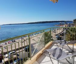 A louer APPARTEMENT T4 80 M2 TERRASSE VUE MER CANNES