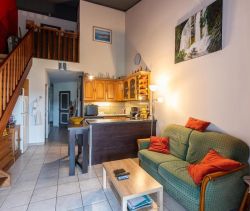 A louer APPARTEMENT DUPLEX T3 65 M2 TERRASSE BORD DE MER LE CANNET