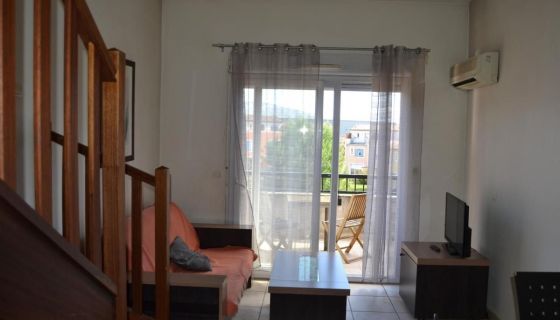 A louer APPARTEMENT DUPLEX  47 M2 TERRASSE  ROUSSET