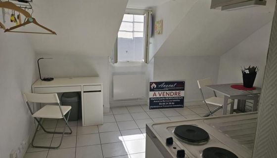 A louer STUDIO NEUF  12 M2  NANTES