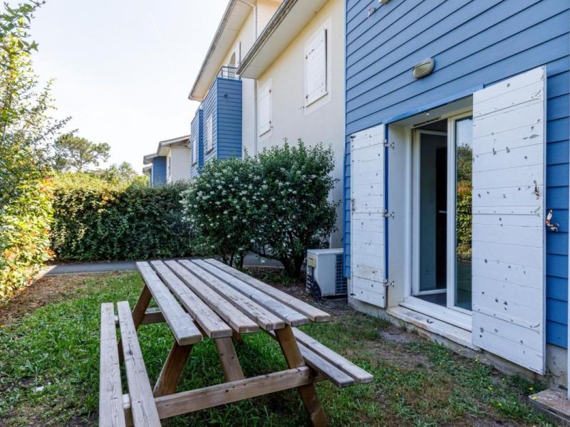 A louer APPARTEMENT DUPLEX T3 61 M2 TERRASSE  SAINT JEAN D ILLAC