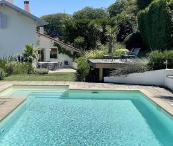 A louer MAISON  7 PIECES 167 M2 BORD DE MER ANGLET