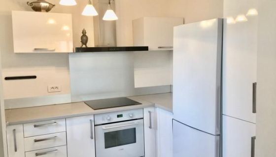 A louer APPARTEMENT DE PRESTIGE T3 TERRASSE BORD DE MER CANNES