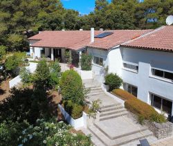 A louer MAISON  DE MAîTRE  NIMES
