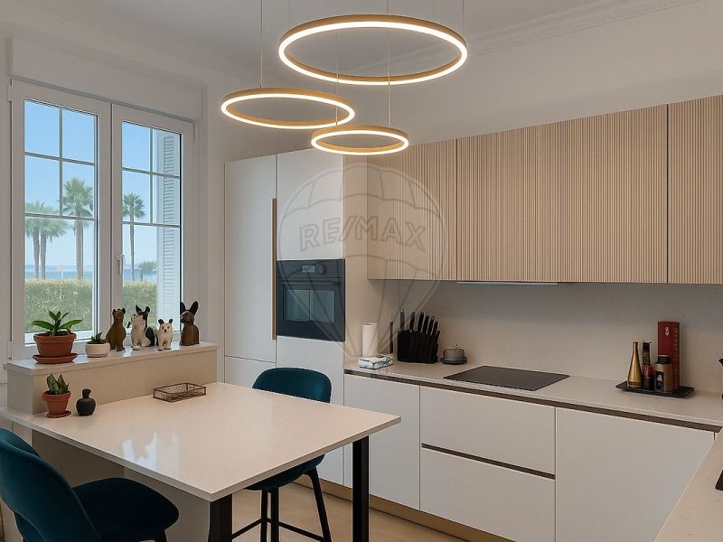 A louer APPARTEMENT T3 60 M2 BORD DE MER NICE