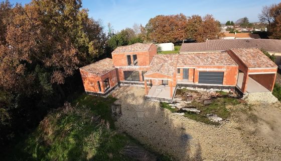 A louer MAISON  CONTEMPORAINE BORD DE MER LES MATHES