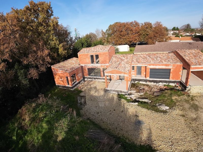 A louer MAISON  CONTEMPORAINE BORD DE MER LES MATHES