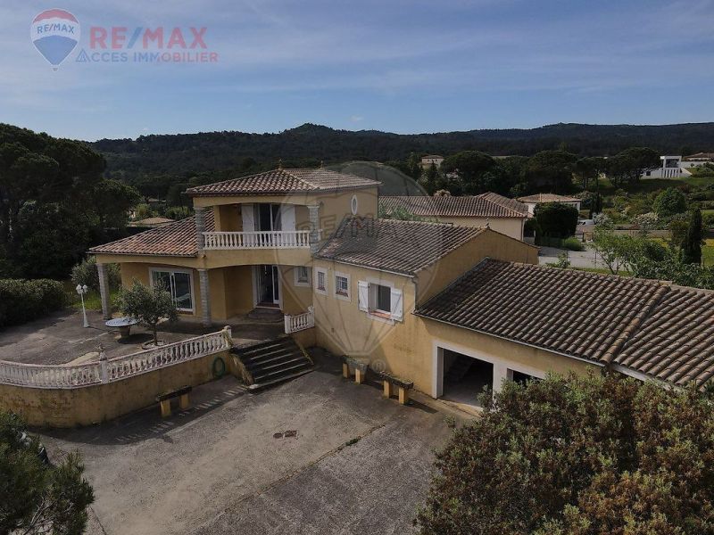A louer MAISON  6 PIECES 203 M2  CARCASSONNE