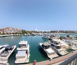 A louer APPARTEMENT NEUF T2 53 M2 BORD DE MER COGOLIN