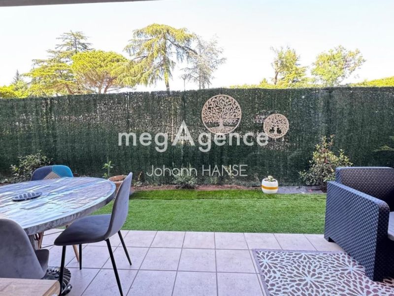 A louer APPARTEMENT T2 40 M2 TERRASSE BORD DE MER FREJUS
