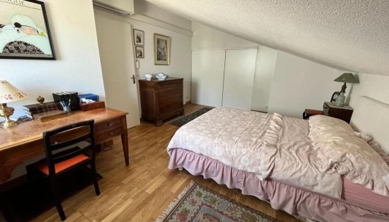 A louer APPARTEMENT DUPLEX T4 101 M2  MERIGNAC