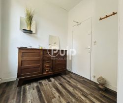 A louer APPARTEMENT  121 M2 TERRASSE  ARRAS