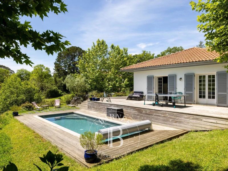 A louer MAISON  DE MAîTRE  SAINT JEAN DE LUZ
