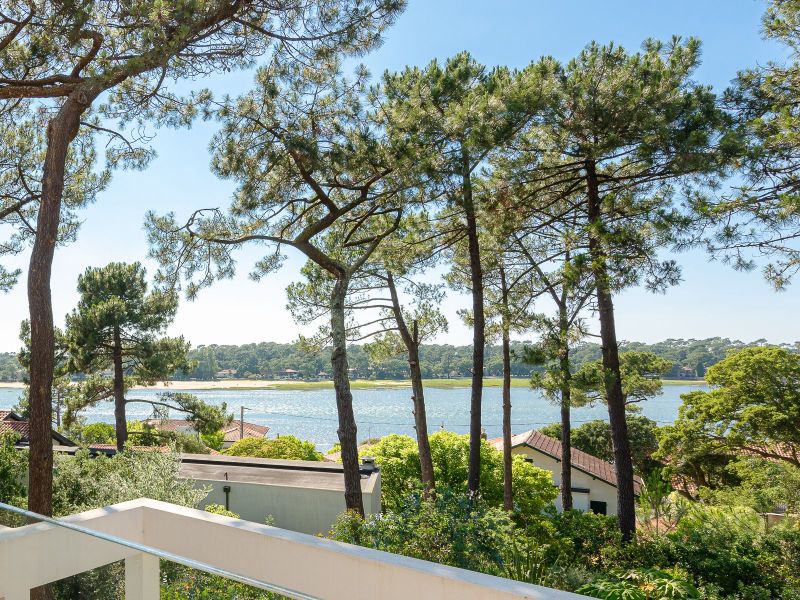 A louer MAISON  9 PIECES 280 M2  SOORTS HOSSEGOR lac, centre-ville