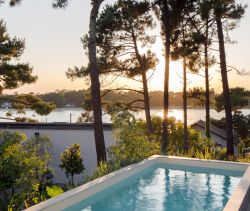 A louer MAISON  9 PIECES 280 M2  SOORTS HOSSEGOR lac, centre-ville