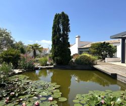 A vendre MAISON  9 PIECES 283 M2 BORD DE MER LE FENOUILLER