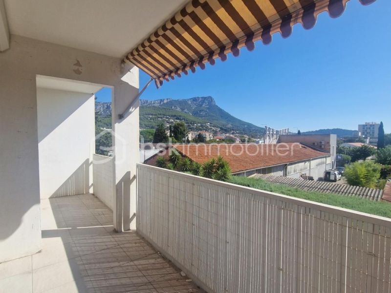 A louer APPARTEMENT NEUF T4 74 M2 TERRASSE  LA VALETTE DU VAR