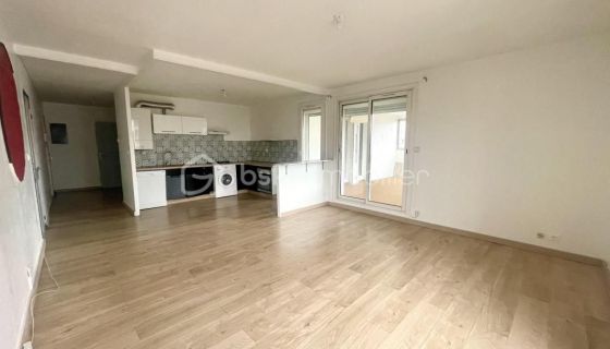 A louer APPARTEMENT T4 85 M2 BORD DE MER LA SEYNE SUR MER