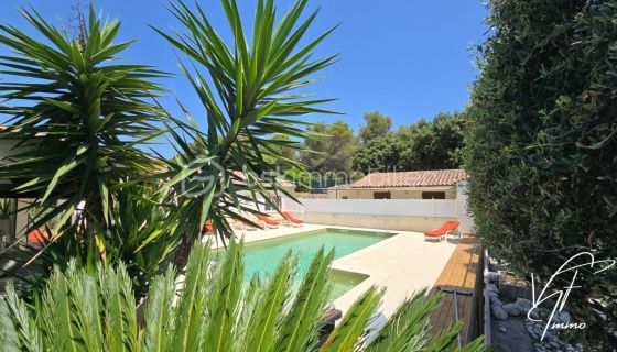 A louer MAISON  8 PIECES 243 M2  LA CADIERE D AZUR