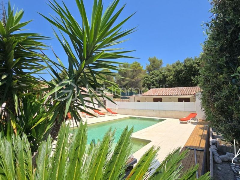 A louer MAISON  8 PIECES 243 M2  LA CADIERE D AZUR