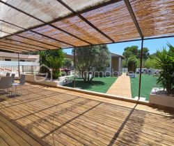 A louer MAISON  8 PIECES 243 M2  LA CADIERE D AZUR