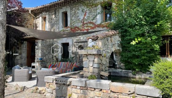 A louer MAISON  DE MAîTRE  TRIGANCE