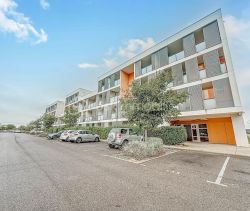 A louer STUDIO  25 M2 TERRASSE BORD DE MER NARBONNE