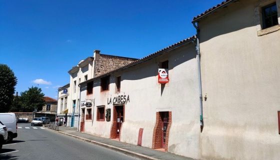 A louer APPARTEMENT T6 85 M2  LUCON