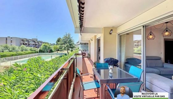 A louer APPARTEMENT T4 82 M2 TERRASSE BORD DE MER ANTIBES