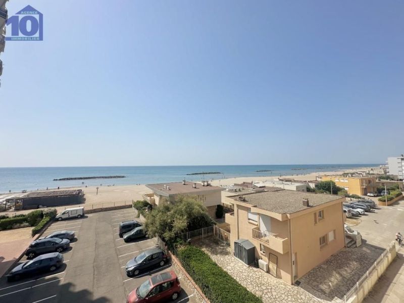 A louer APPARTEMENT DUPLEX T3 58 M2 TERRASSE PIEDS DANS L'EAU VALRAS PLAGE